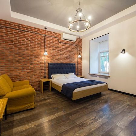 Loft Design Apartments On Desyatynnyi Ln, 7 เคียฟ ภายนอก รูปภาพ